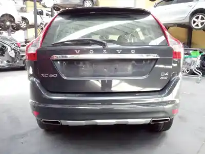 Veículo de Sucata volvo xc60 kinetic 2wd do ano 2014 alimentado d5244t12