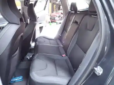 Veículo de Sucata volvo xc60 kinetic 2wd do ano 2014 alimentado d5244t12