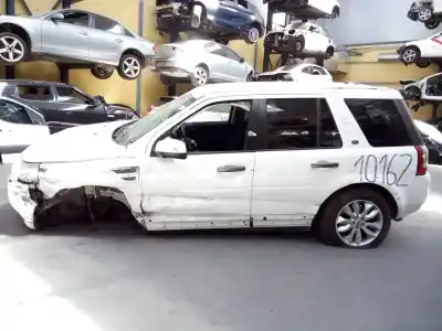 Verschrottungsfahrzeug land rover freelander (lr2) sd4 s des jahres 2011 angetrieben 224dt