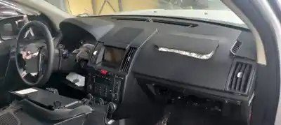 Verschrottungsfahrzeug land rover freelander (lr2) sd4 s des jahres 2011 angetrieben 224dt