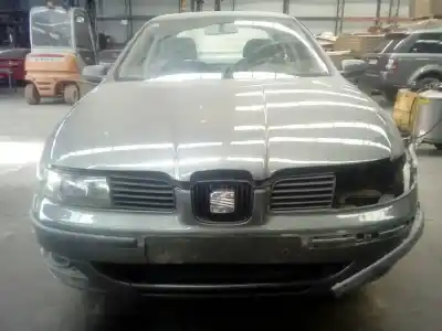 Veículo de Sucata seat toledo (1m2) executive do ano 2002 alimentado bcb