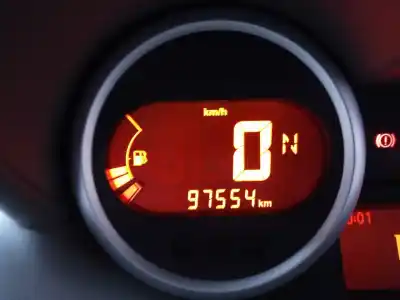 Sloopvoertuig renault twingo dynamique van het jaar 2010 aangedreven d4f772