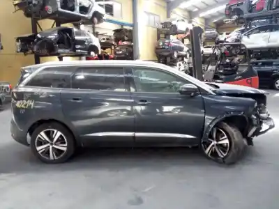 Hurda Aracı PEUGEOT 5008 Active Yılın 2018 güçlü YH01