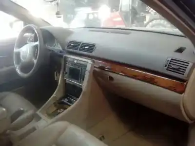 Scrapping Vehicle audi a4 berlina (8e) 2.5 v6 24v tdi of the year 2001 powered ake