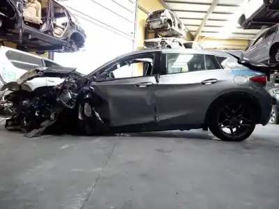 Veículo de Sucata infiniti q30 2.2d premium 170 cv / 125 kw do ano 2018 alimentado 651930