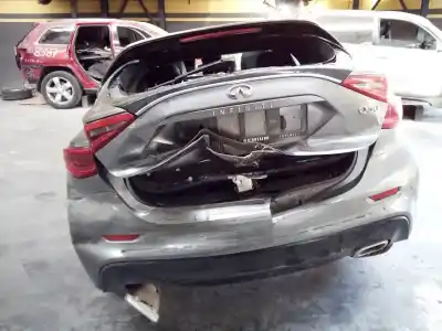 Veículo de Sucata infiniti q30 2.2d premium 170 cv / 125 kw do ano 2018 alimentado 651930