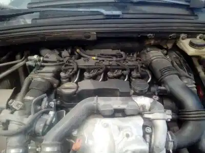 Veículo de Sucata peugeot 308 confort do ano 2010 alimentado 9hx