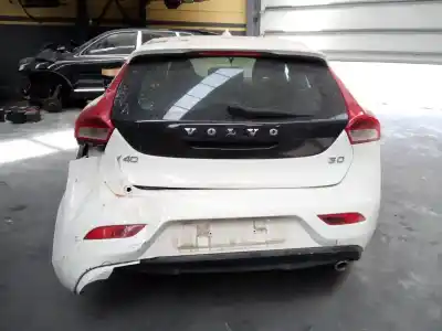 Утилизация автомобиля volvo v40 momentum года 2013 питание d5204t6