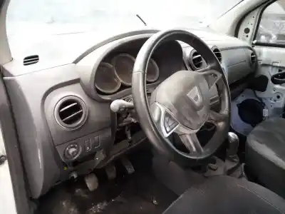 Здавання транспортного засобу dacia lodgy laureate року 2017 потужний h4m740