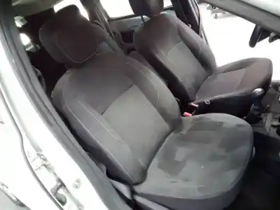 Здавання транспортного засобу dacia lodgy laureate року 2017 потужний h4m740