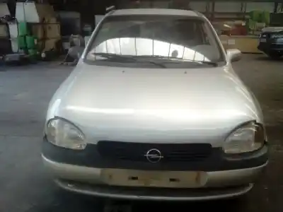 Veicolo di demolizione opel corsa b 1.7 diesel dell'anno 1998 alimentato x17d