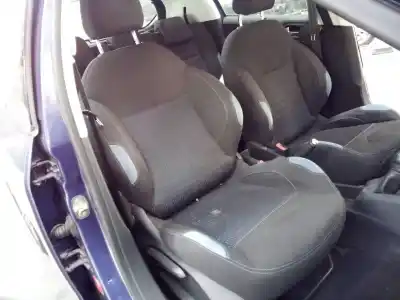 Veículo de Sucata peugeot 208 active do ano 2012 alimentado 9hp