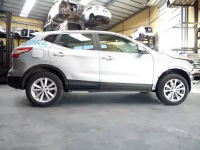 Veicolo di demolizione nissan qashqai (j11) acenta dell'anno 2015 alimentato hra2ddt