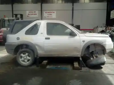 Scrapping Vehicle LAND ROVER FREELANDER (LN) E Familiar of the year 2000 powered 204D3