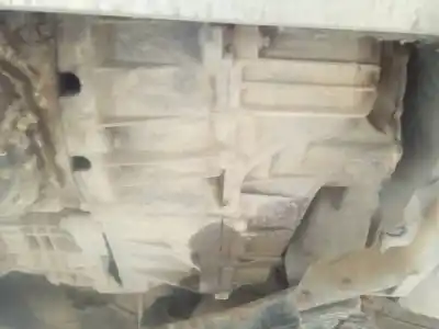 Vehicul casat land rover freelander (ln) e familiar al anului 2000 alimentat 204d3