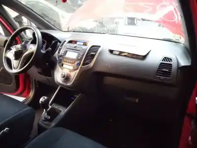 Veículo de Sucata hyundai ix20 gls comfort blue do ano 2013 alimentado d4fb