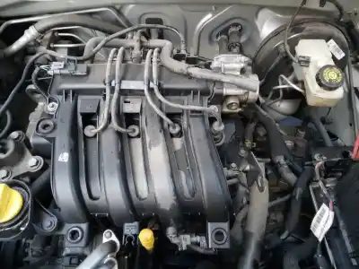 Veículo de Sucata dacia sandero ambiance do ano 2014 alimentado d4f732