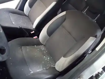 Veículo de Sucata dacia sandero ambiance do ano 2014 alimentado d4f732