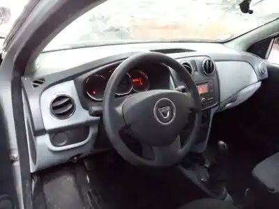 Veículo de Sucata dacia sandero ambiance do ano 2014 alimentado d4f732