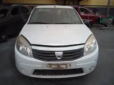 Здавання транспортного засобу dacia sandero laureate року 2010 потужний d4f732