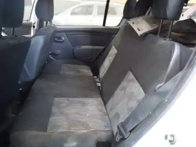 Здавання транспортного засобу dacia sandero laureate року 2010 потужний d4f732