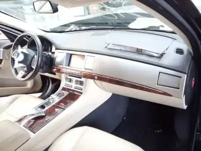 Veículo de Sucata jaguar xf i (x250) 2.2 d do ano 2018 alimentado 224dt