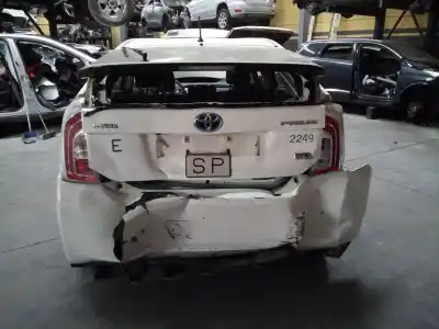 Sloopvoertuig toyota prius (nhw30) plug-in hybrid advance van het jaar 2015 aangedreven 2zrfxe