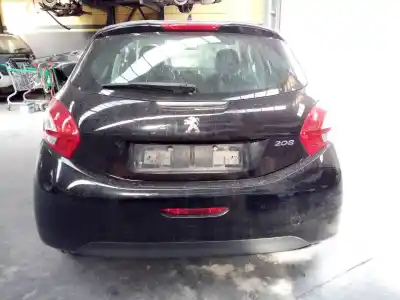 Veículo de Sucata peugeot 208 access do ano 2014 alimentado 8hr