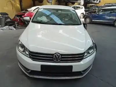 Veículo de Sucata volkswagen passat lim. (362) edition bluemotion do ano 2014 alimentado cffb