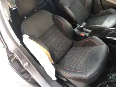 Sloopvoertuig peugeot 2008 (p1) allure van het jaar 2019 aangedreven yh01