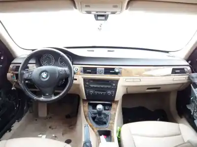 Scrapping Vehicle bmw serie 3 berlina (e90) 320d of the year 2004 powered 204d4