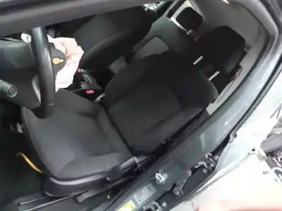 Veículo de Sucata chevrolet orlando lt+ do ano 2012 alimentado z20d1