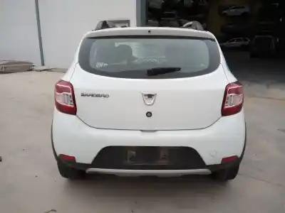 Vehicul casat dacia sandero stepway al anului 2014 alimentat h4b400
