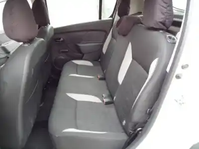 Vehicul casat dacia sandero stepway al anului 2014 alimentat h4b400