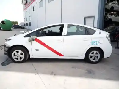Утилизация автомобиля toyota prius (nhw30) plug-in hybrid advance года 2012 питание 2zrfxe