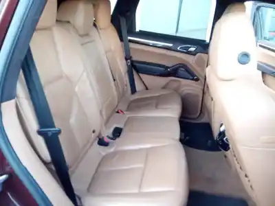 Здавання транспортного засобу porsche cayenne (typ 92aa) diesel platinum edition року 2011 потужний crca