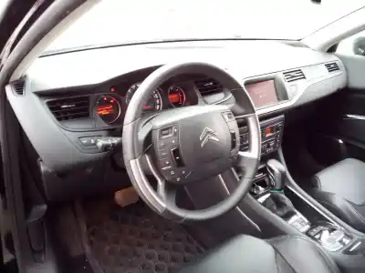 Veículo de Sucata citroen c5 berlina exclusive do ano 2013 alimentado d-x8z