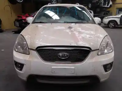 Здавання транспортного засобу kia carens (un) active року 2011 потужний d4fb