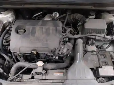 Здавання транспортного засобу kia carens (un) active року 2011 потужний d4fb