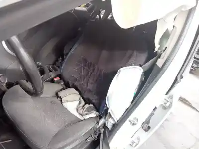 Veículo de Sucata chevrolet orlando lt+ do ano 2011 alimentado z20d1