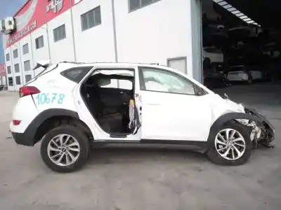 Vehículo de desguace hyundai tucson essence 2wd del año 2016 con motor g4fd