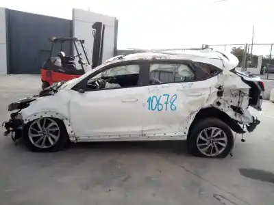 Sloopvoertuig hyundai tucson essence 2wd van het jaar 2016 aangedreven g4fd