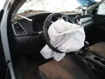 Sloopvoertuig hyundai tucson essence 2wd van het jaar 2016 aangedreven g4fd