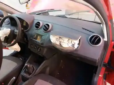 Veicolo di demolizione seat ibiza 1.2 tsi dell'anno 2015 alimentato cjz