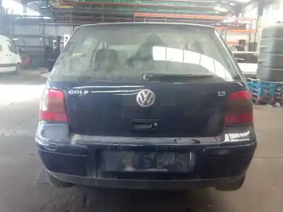 Vehículo de desguace volkswagen golf iv berlina (1j1) 1.6 16v del año 2001 con motor azd