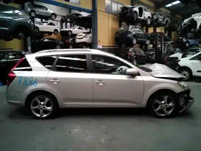 Vehículo de desguace KIA CEE´D 1.6 CRDi CAT del año 2009 con motor D4FB