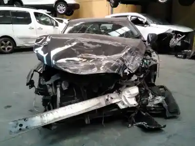 Vehicul casat lexus is200 2.5 v6 al anului 2010 alimentat 4grfse