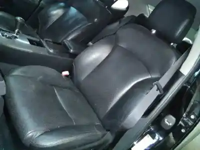 Vehicul casat lexus is200 2.5 v6 al anului 2010 alimentat 4grfse