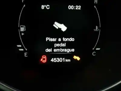 Veicolo di demolizione fiat 500 x 1.6 16v dell'anno 2017 alimentato 55263842