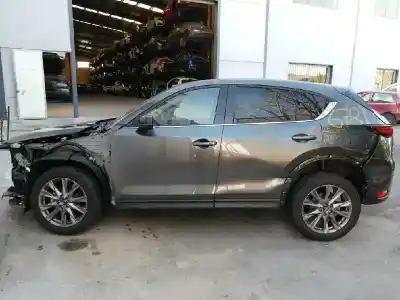 Vehículo de desguace MAZDA CX-5 2.5 del año 2019 con motor PY